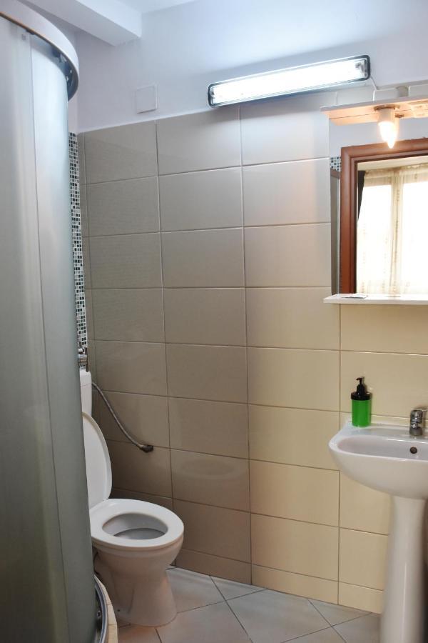 Pension Recidency Oradea Bagian luar foto